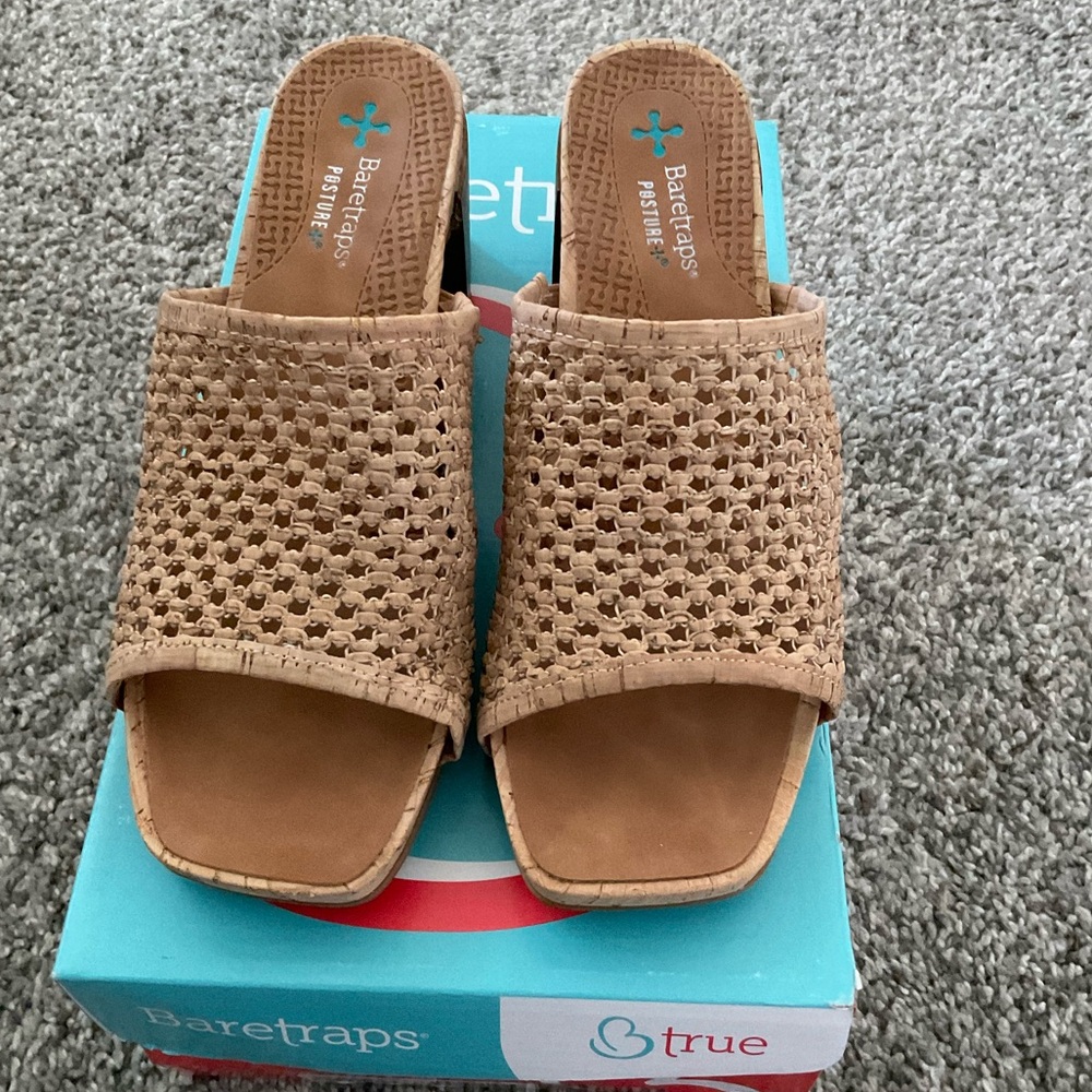 BareTraps Brenda Natural Sandals